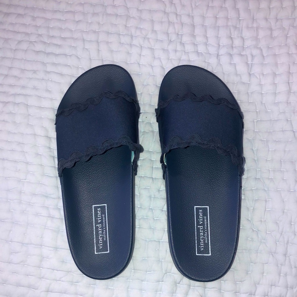 Vineyard Vines Sandals